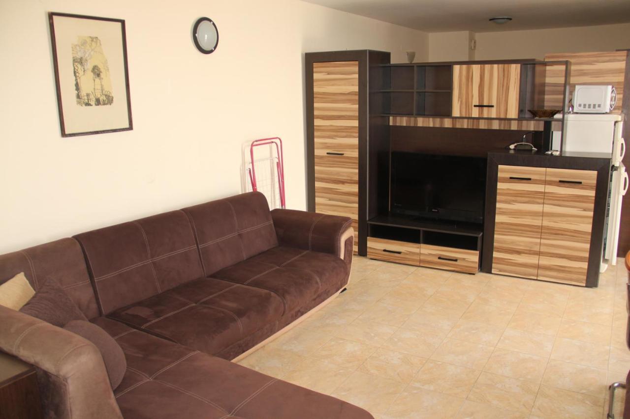 Ivtour Apartments In Yalta Complex Golden Sands Exterior foto